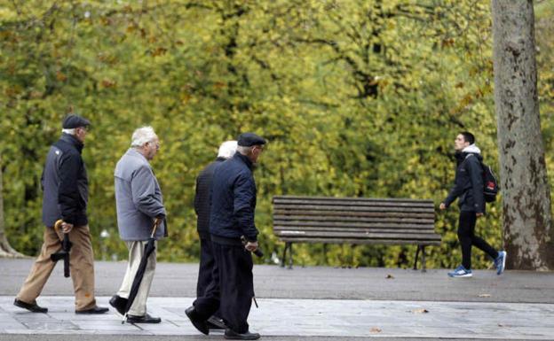 Así puedes cobrar la pensión de jubilación y viudedad a la vez: hasta 2.800 euros