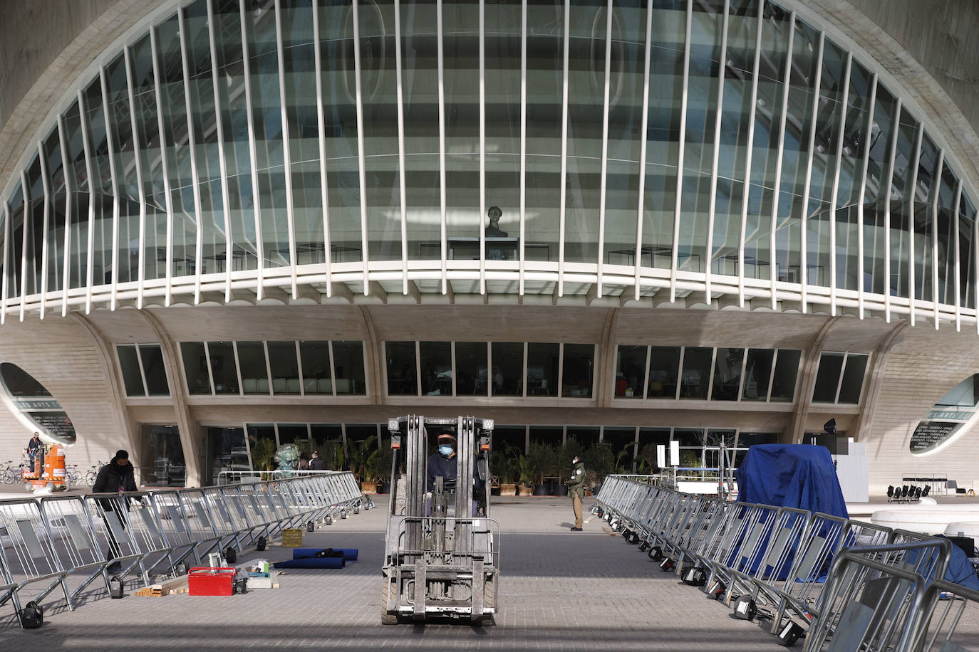 Fotos: Preparativos de la gala de los Premios Goya en Valencia