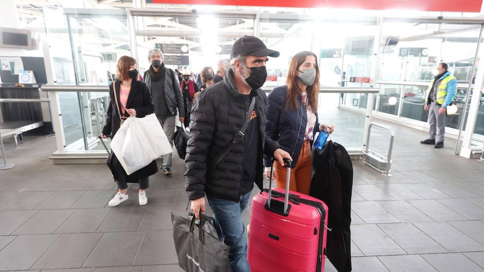 Los actores que acudirán a la gala de los Goya llegan a Valencia