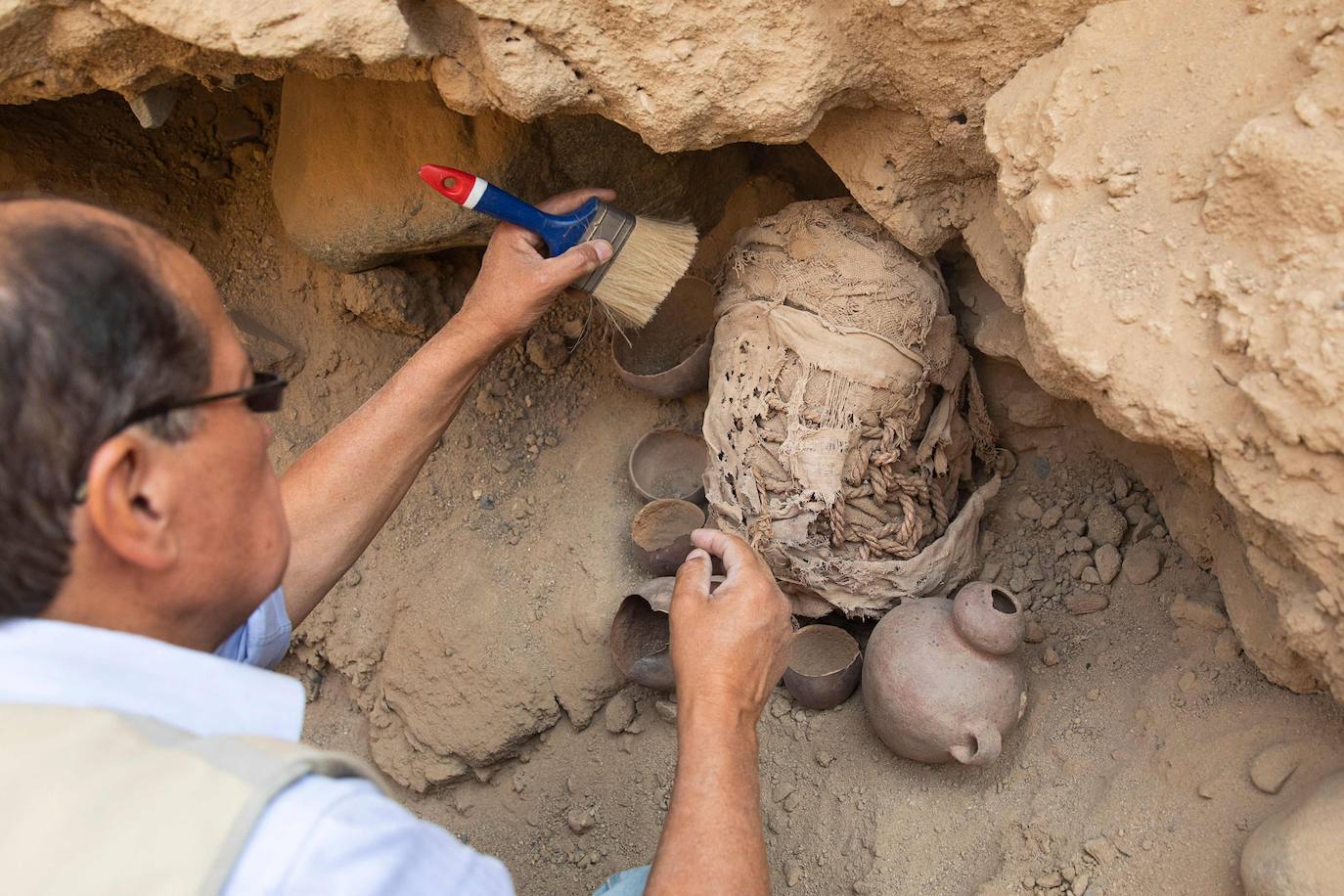 Hallazgo arqueológico | Fotos: Hallan 14 momias de un sacrificio preinca