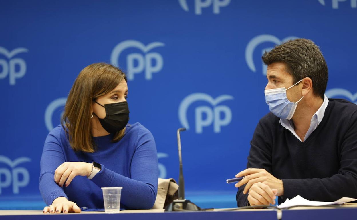 María José Catalá y Carlos Mazón en el comité de dirección del PP.