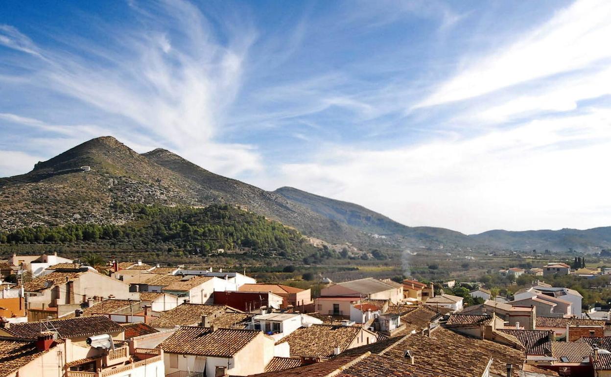 Imagen panorámica de archivo del municipio de Alcalalí. 