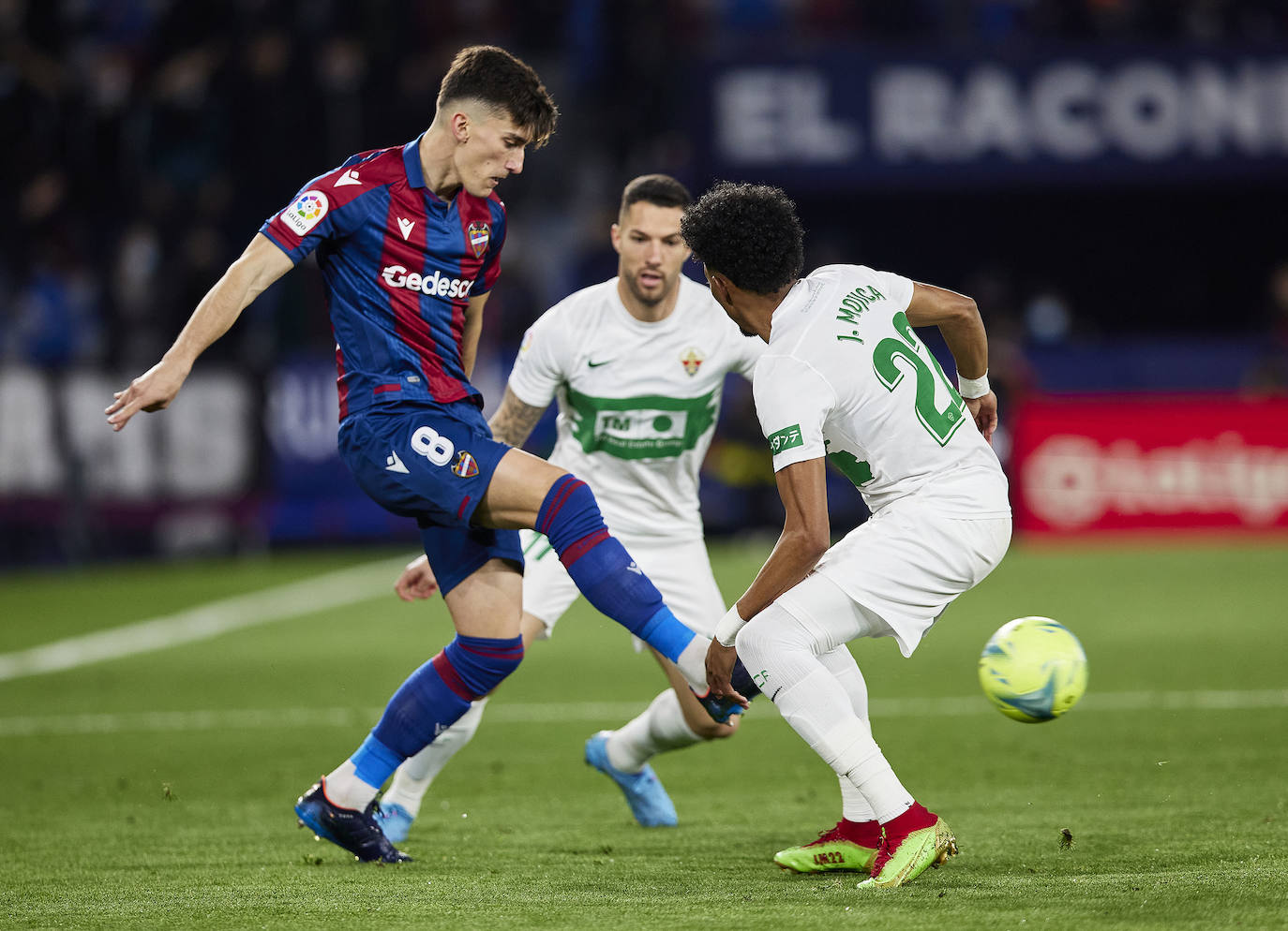 Fotos: Las mejores imágenes del Levante UD-Elche CF