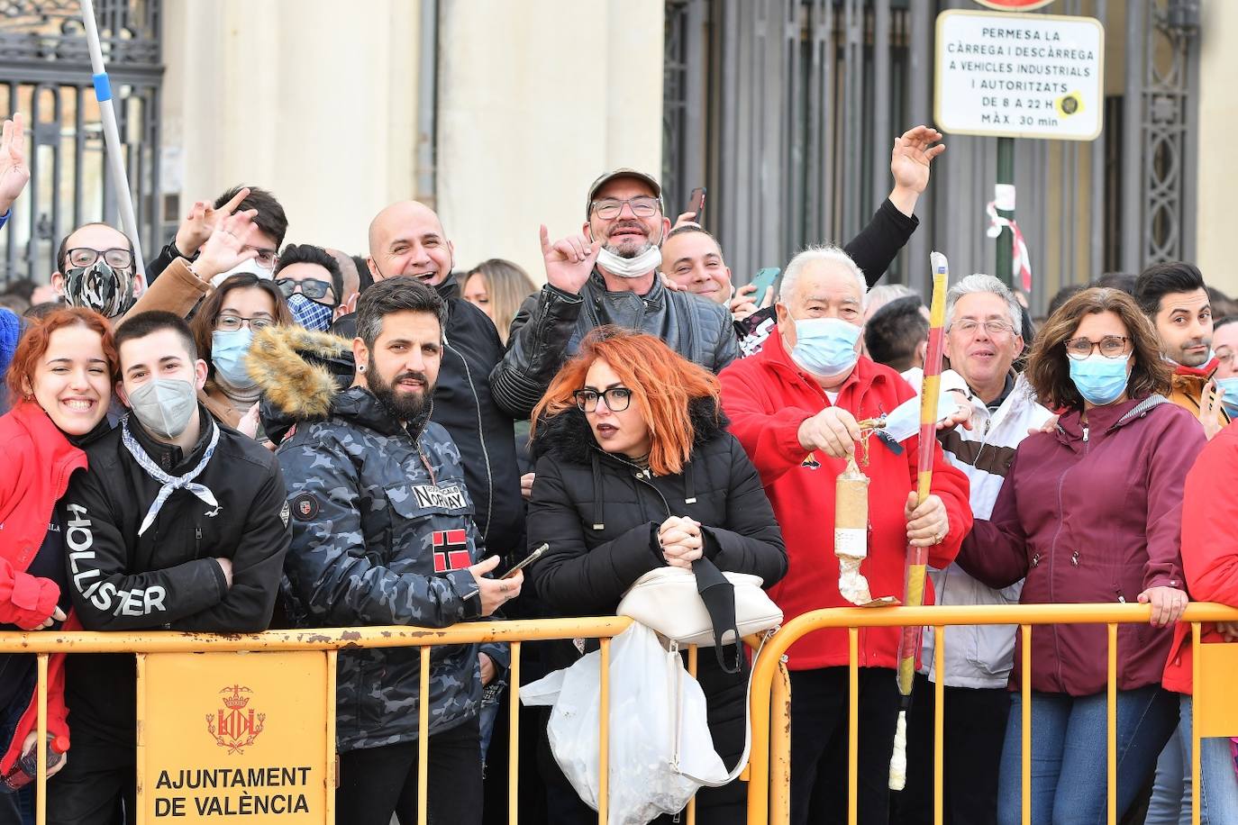 Fotos: Búscate en la mascletà del 27 de febrero