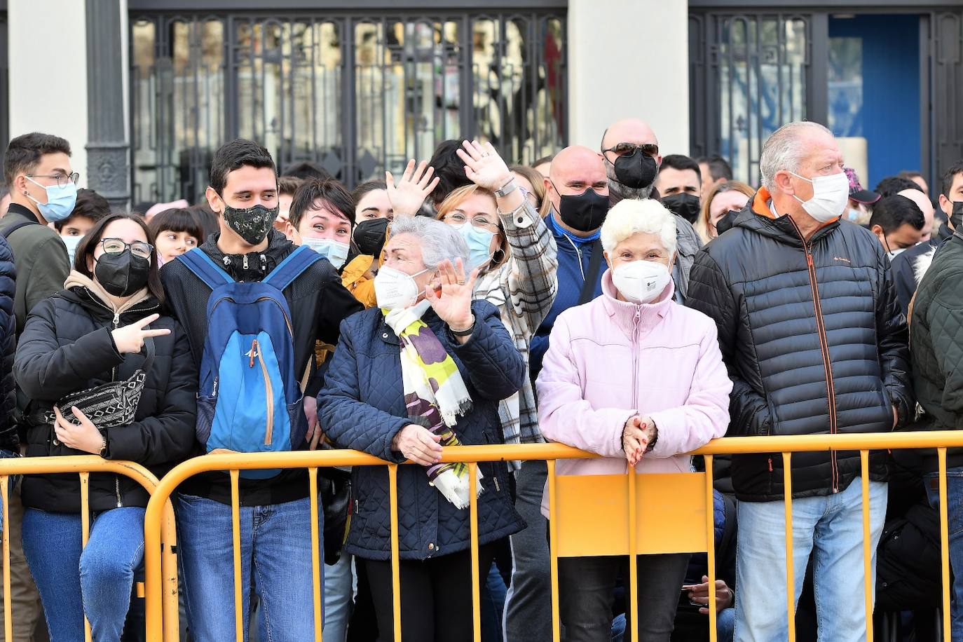 Fotos: Búscate en la mascletà del 27 de febrero