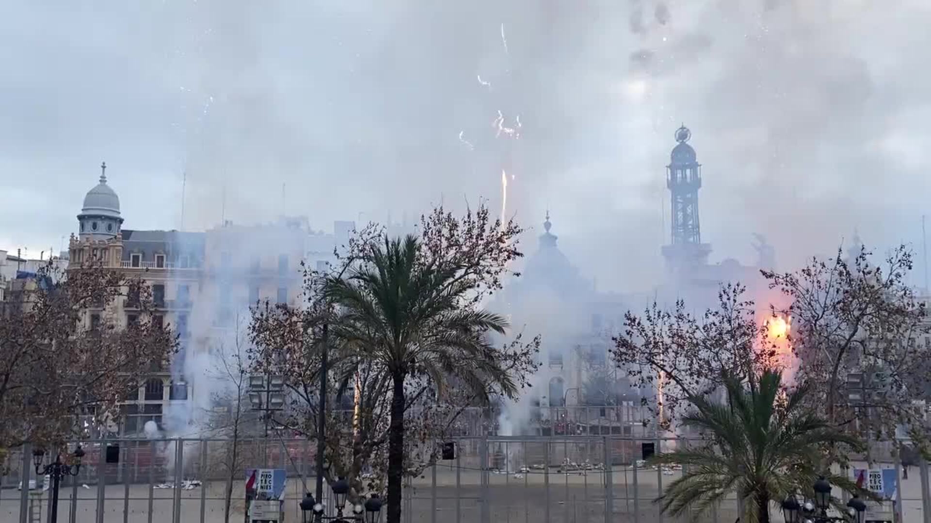 Mascletà matinal de las Fallas 2022 tras la macrodespertà del domingo 27 de febrero