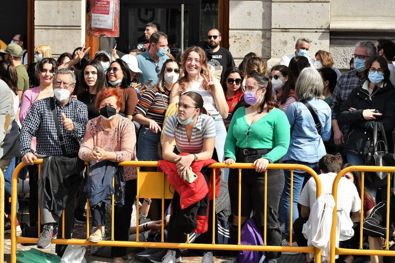 Fotos: Búscate en la mascletà del 2 de marzo de 2022