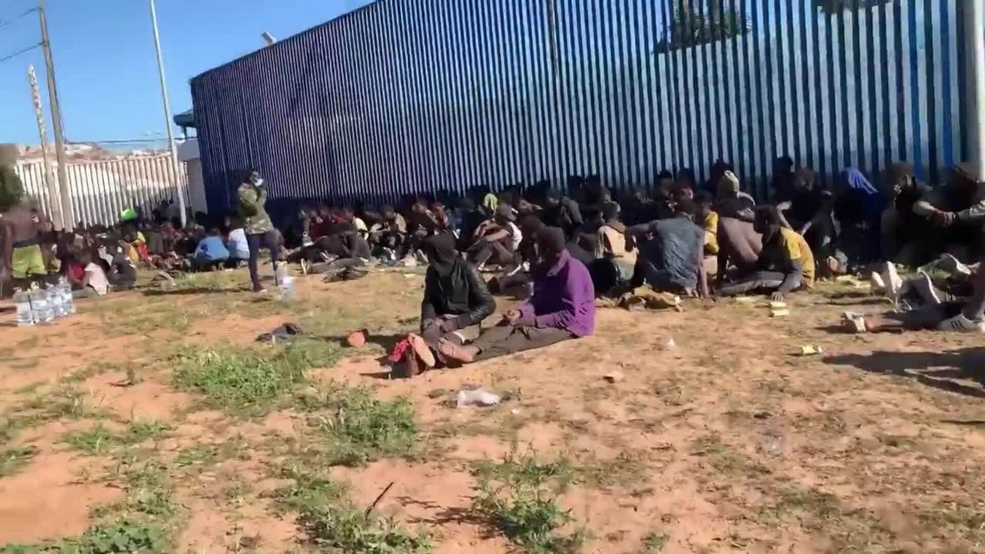 Más de 2.500 migrantes intentan entrar en Melilla
