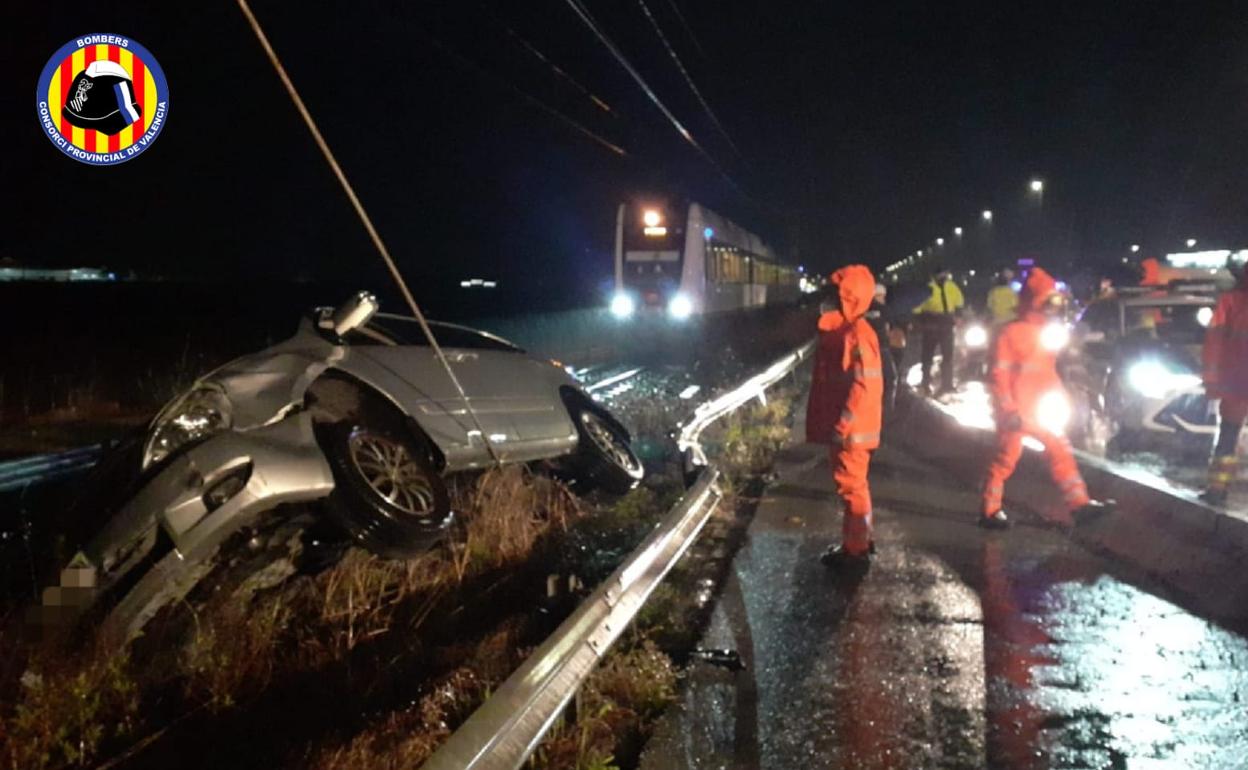 Vehículo accidentado en Alberic.