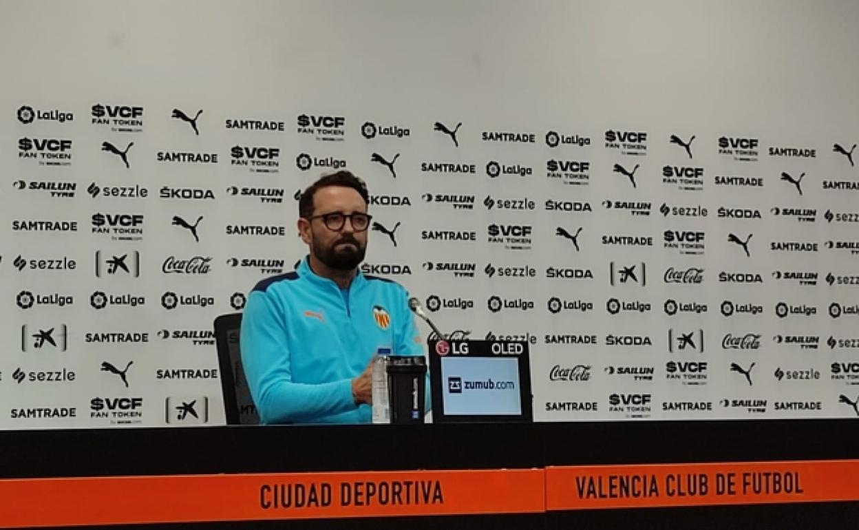 Bordalás, durante la rueda de prensa previa al encuentro frente al Granada. 