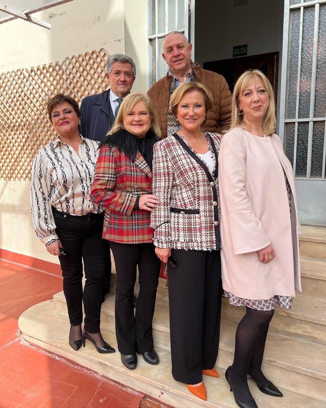 Pilar González, Carmen de Rosa, Teresa Ballester, Marisa Domingo, José María Zargo y Esteban Rodríguez en el Ateneo.