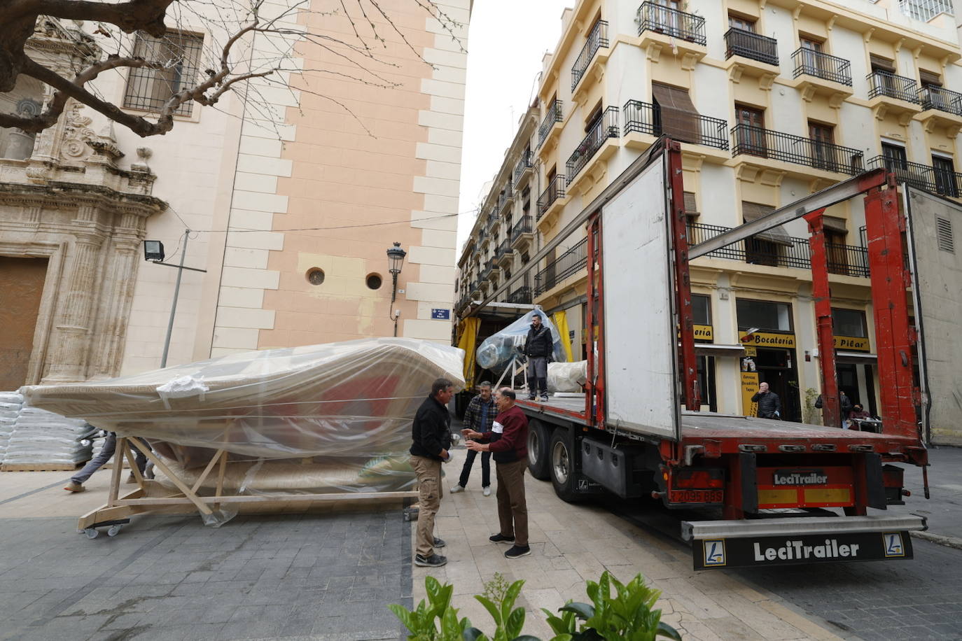 Fotos: Llegan las Fallas de especial a las calles