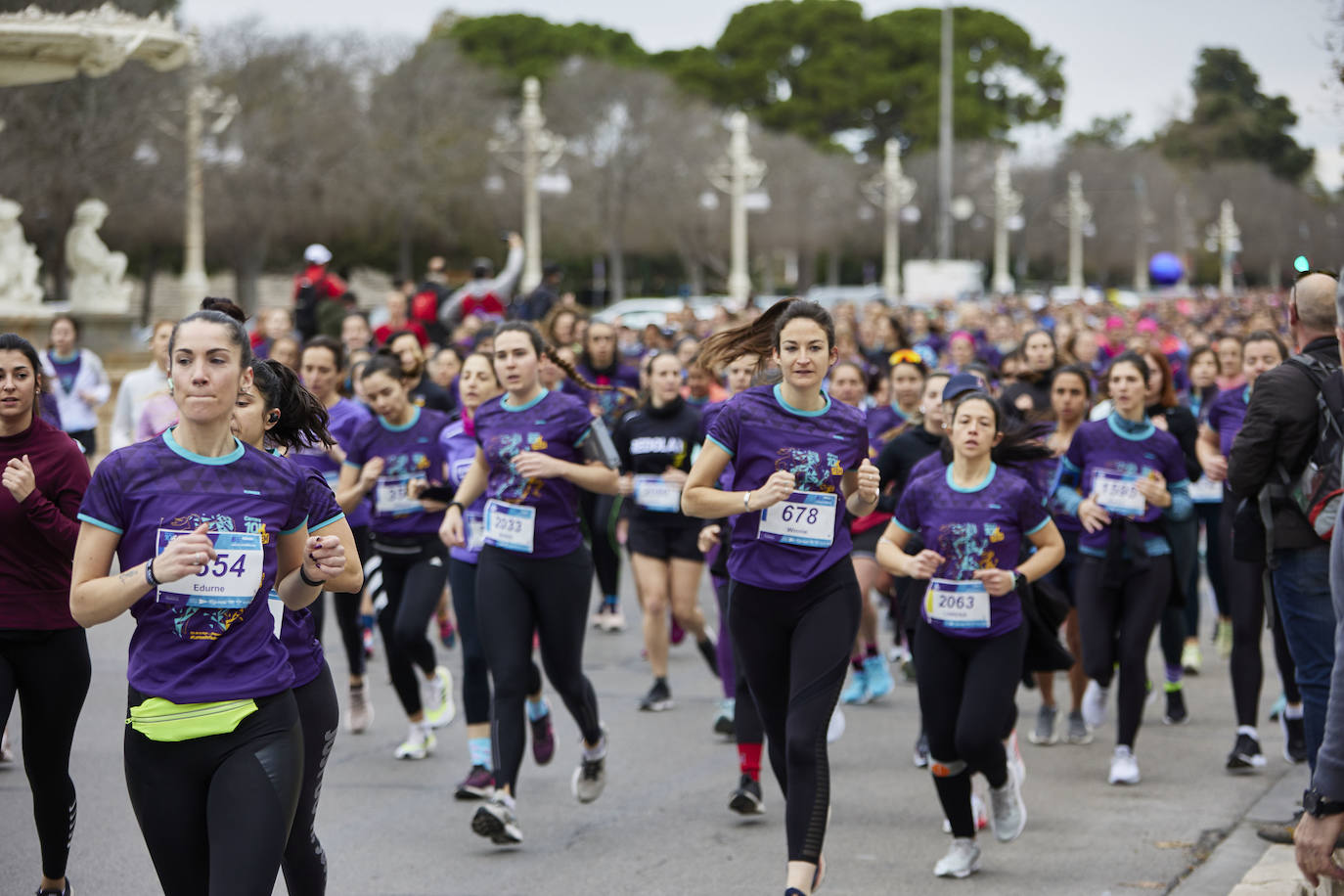Fotos: Búscate en la carrera 10K Femenina de Valencia