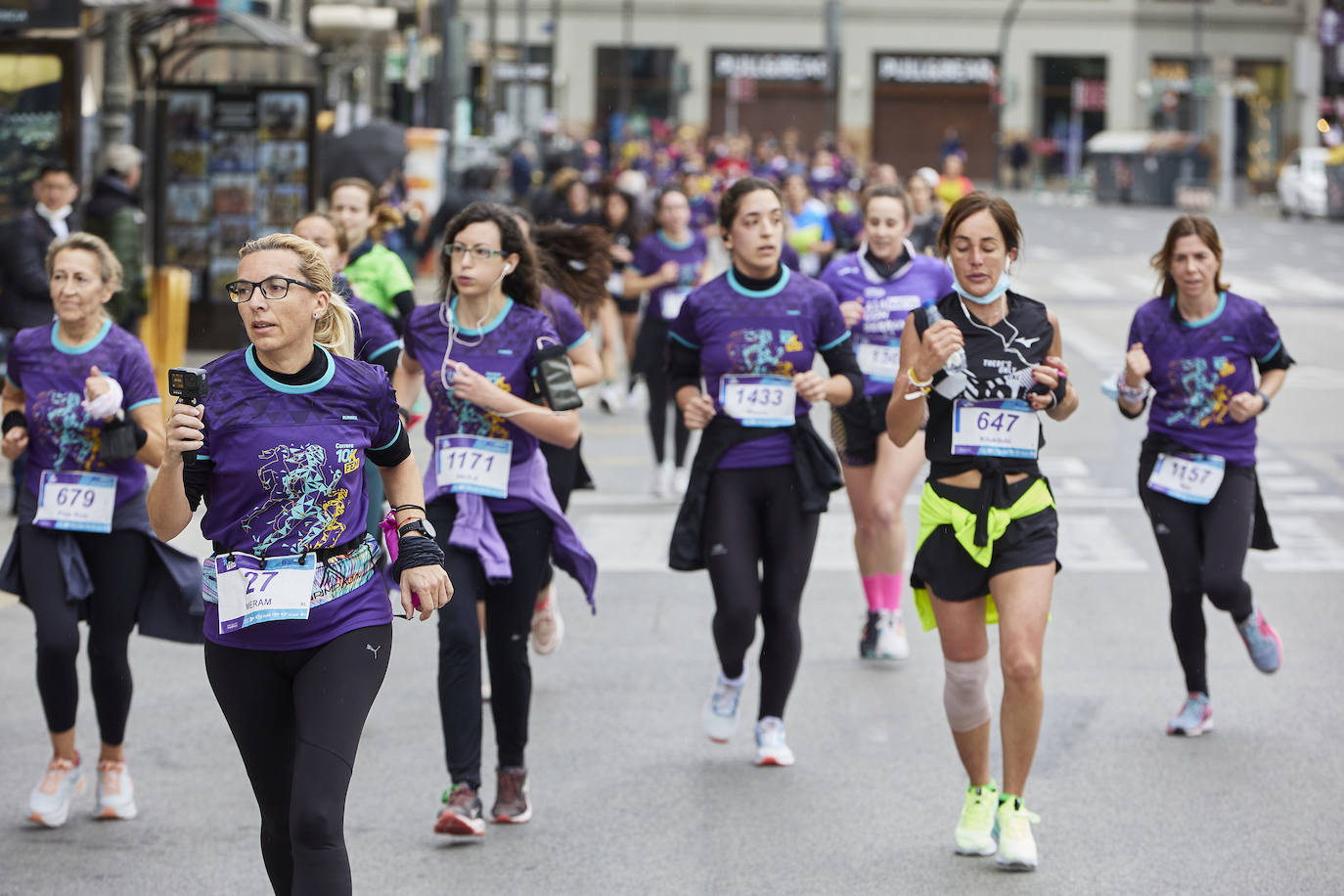 Fotos: Búscate en la carrera 10K Femenina de Valencia