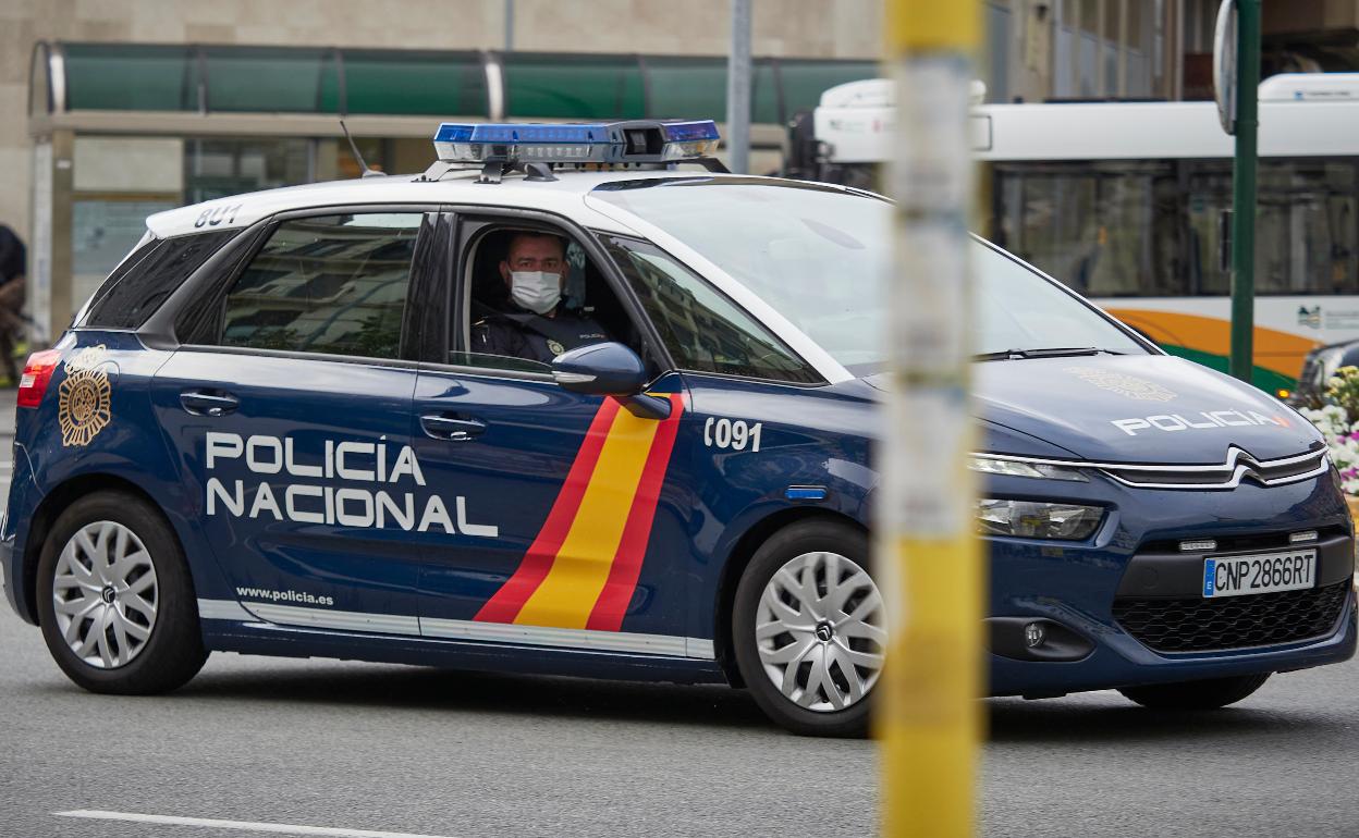 Imagen de archivo de una patrulla de la Policía Nacional. 