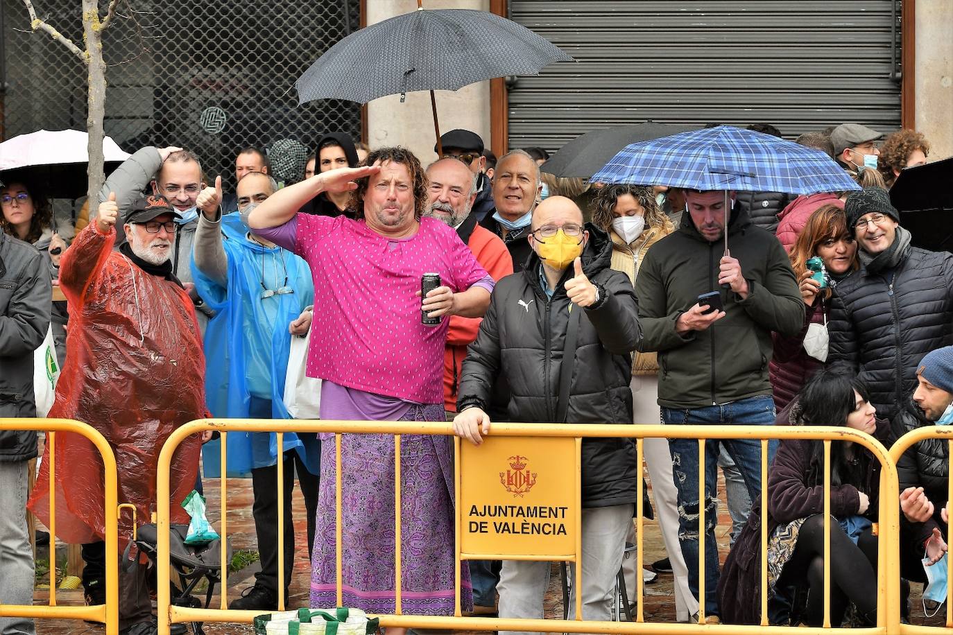 Fotos: Búscate en la mascletà del 6 de marzo de 2022