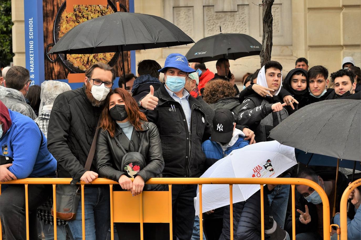 Fotos: Búscate en la mascletà del 6 de marzo de 2022