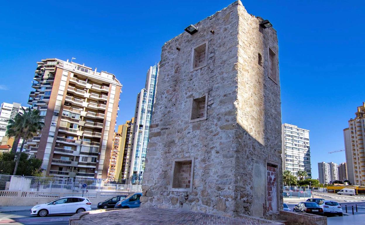 Benidorm quiere hacer visitable el interior de la Torre de Morales