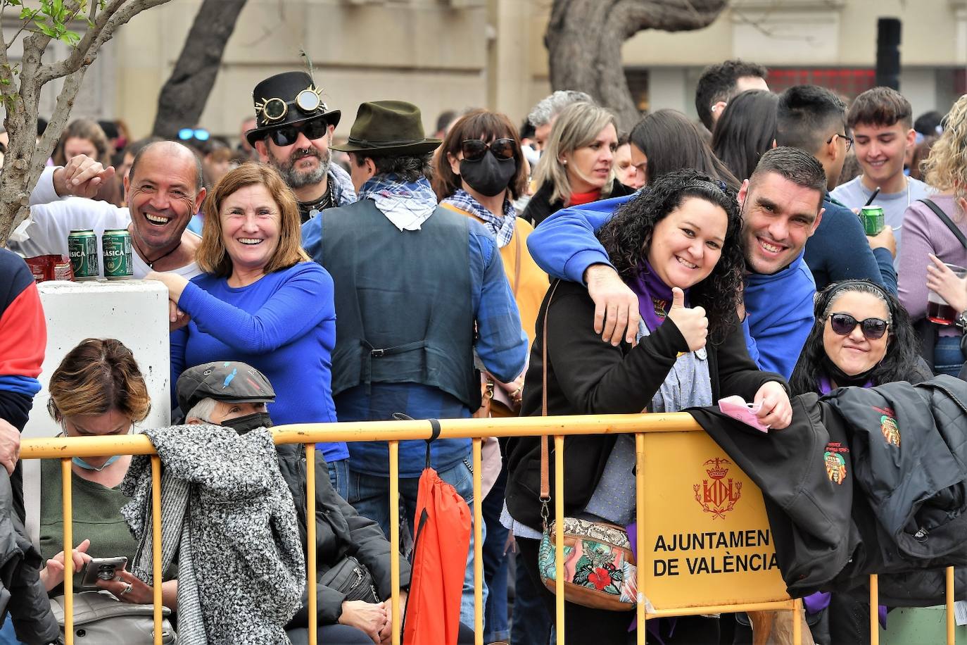 La mascletà del 8 de marzo, Día de la Mujer, ha sido disparada por Reyes Martí. 