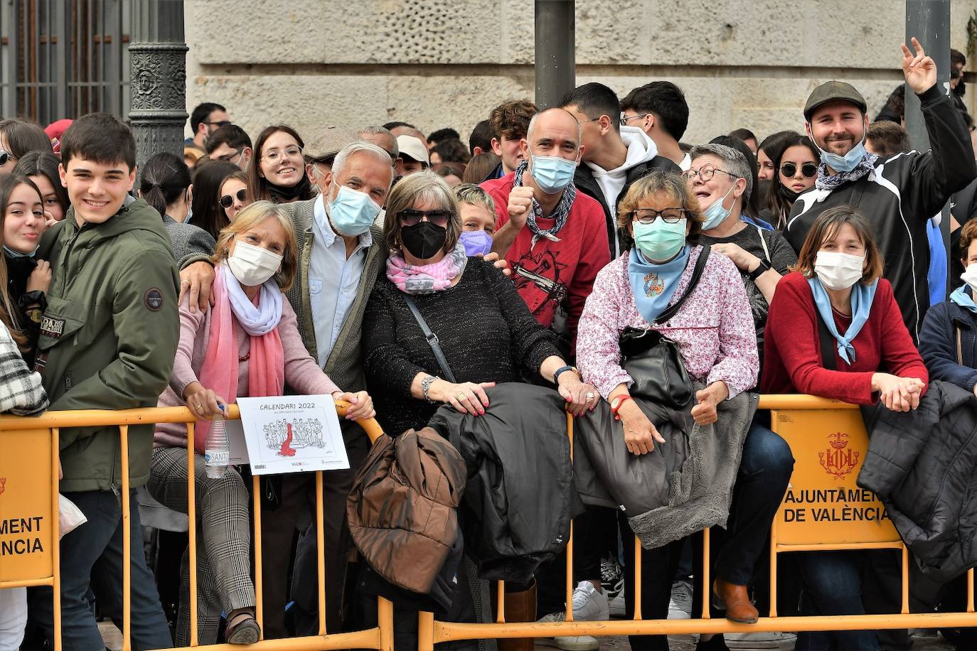 La mascletà del 8 de marzo, Día de la Mujer, ha sido disparada por Reyes Martí. 