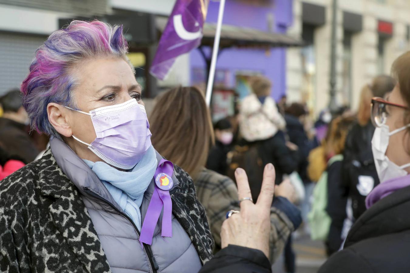 Fotos: Actos y manifestaciones feministas en Valencia por el 8M