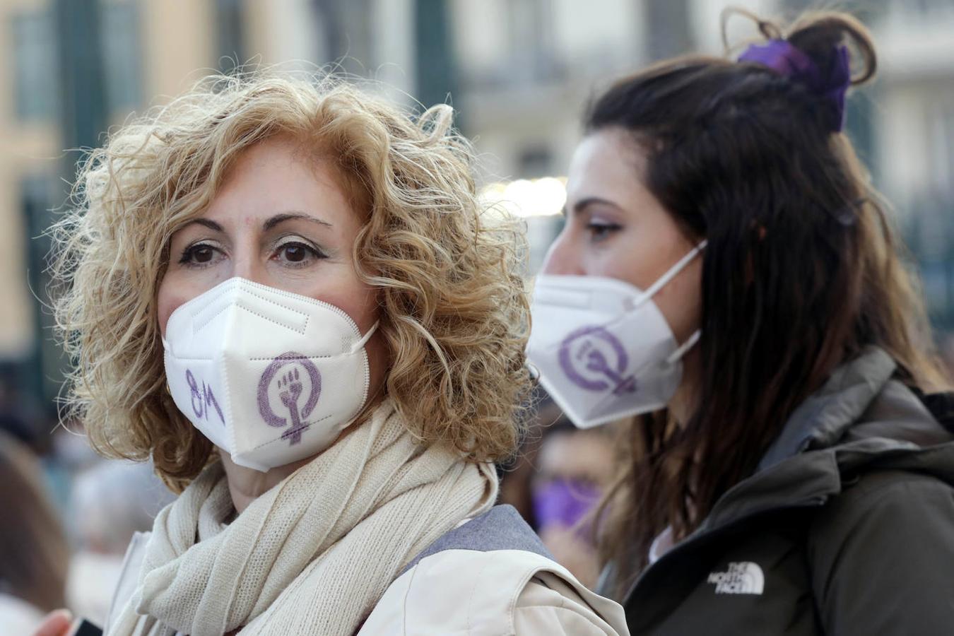 Fotos: Actos y manifestaciones feministas en Valencia por el 8M