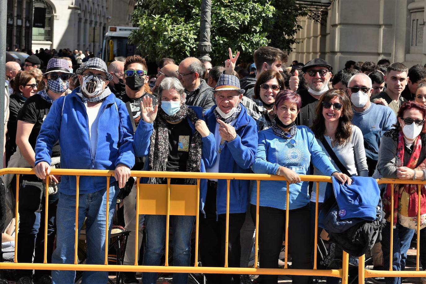 Fotos: Búscate en la mascletà del miércoles 9 de marzo