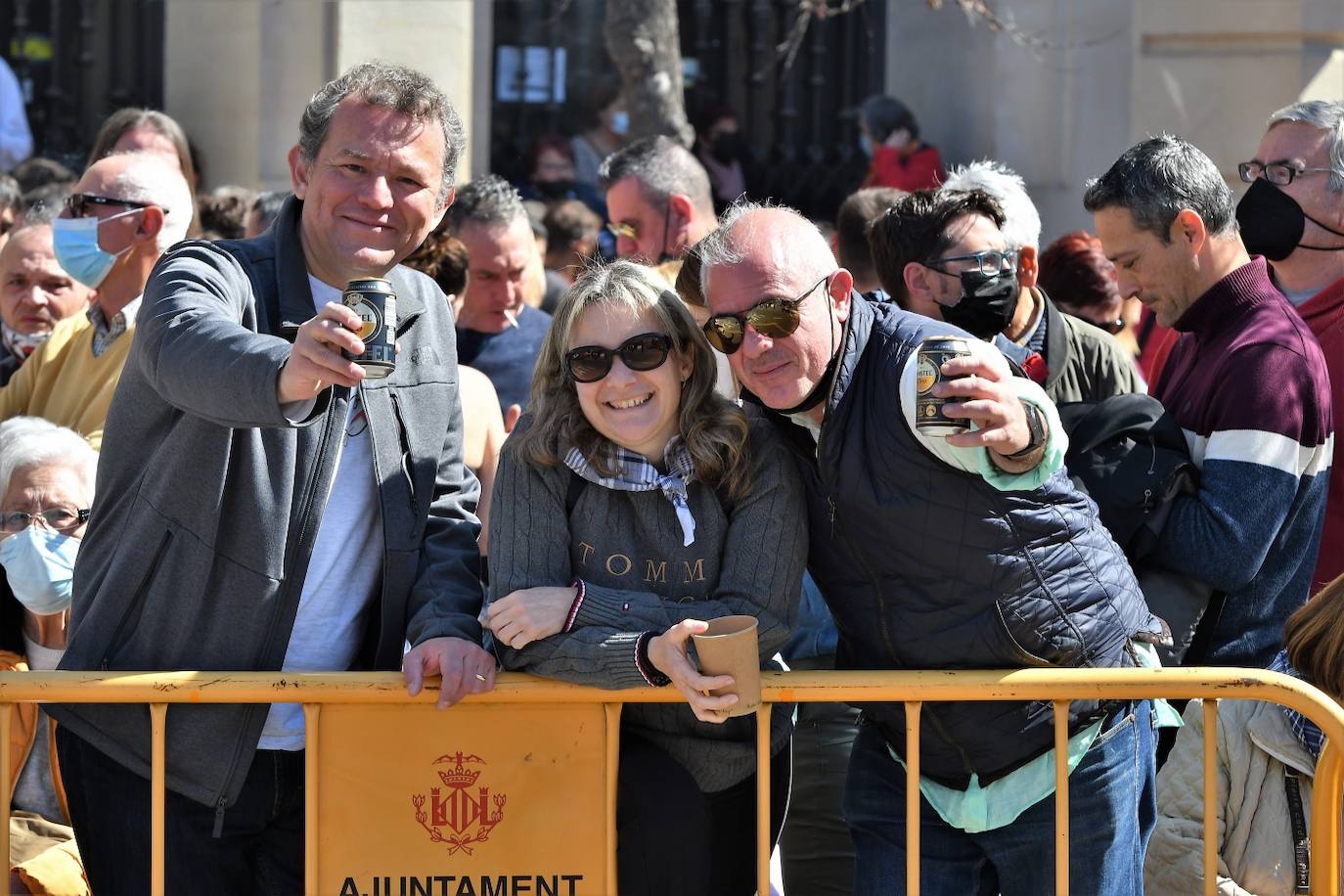 Fotos: Búscate en la mascletà del miércoles 9 de marzo