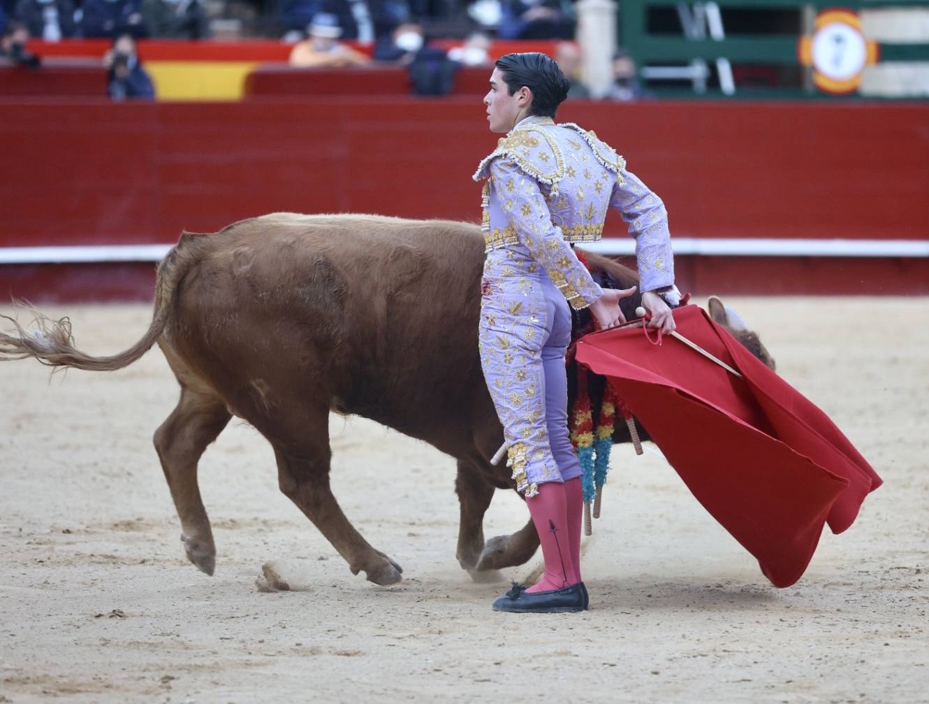 Fotos: Primera novillada de las Fallas 2022