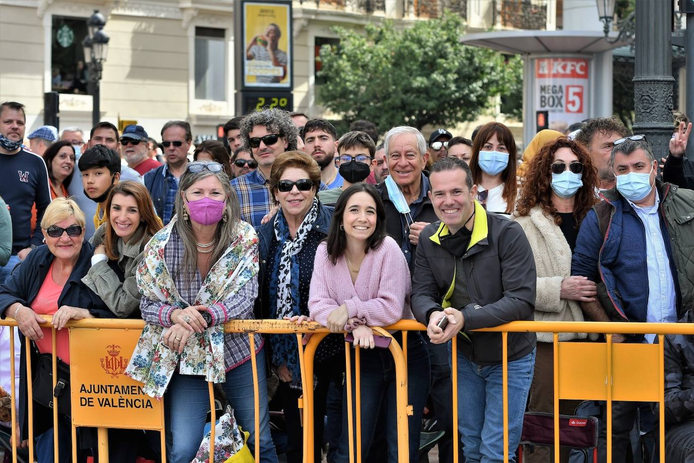 Fotos mascleta domingo: Búscate en la mascletà del domingo 13 de marzo de 2022