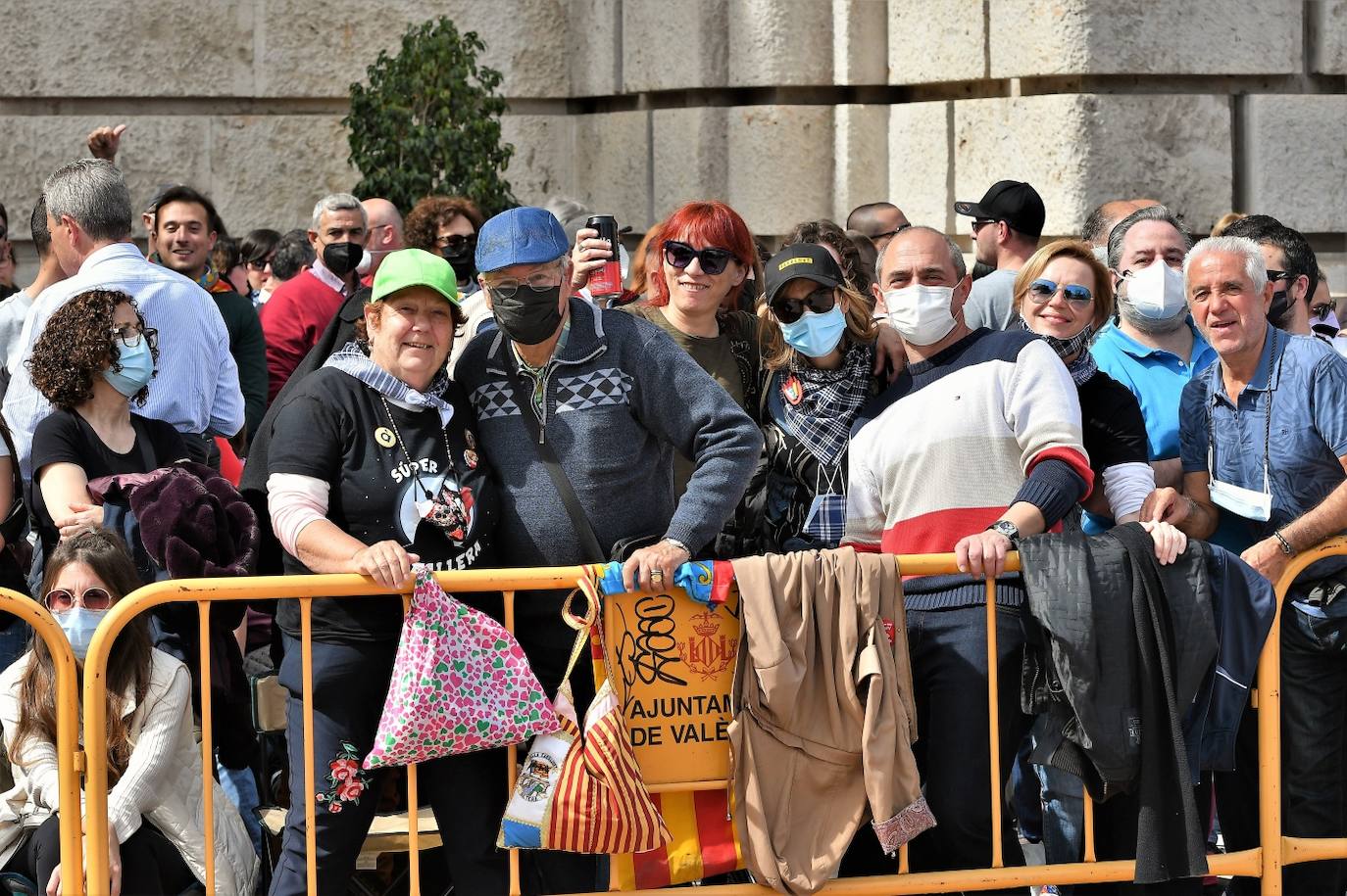 Fotos mascleta domingo: Búscate en la mascletà del domingo 13 de marzo de 2022