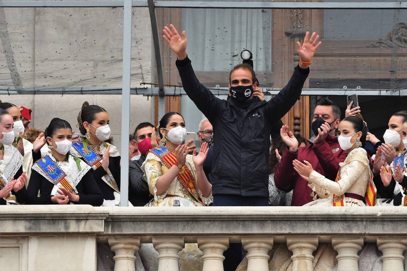 Fotos: Búscate en la mascletà del martes 15 de marzo de 2022