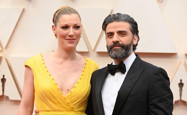 Imagen principal - Oscar Isaac y su mujer, Elvira Llind.