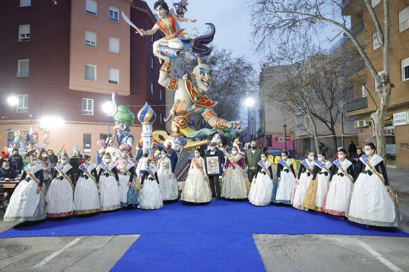 Fotos: Fiesta sorpresa de Barón de Patraix a Luis Herrero