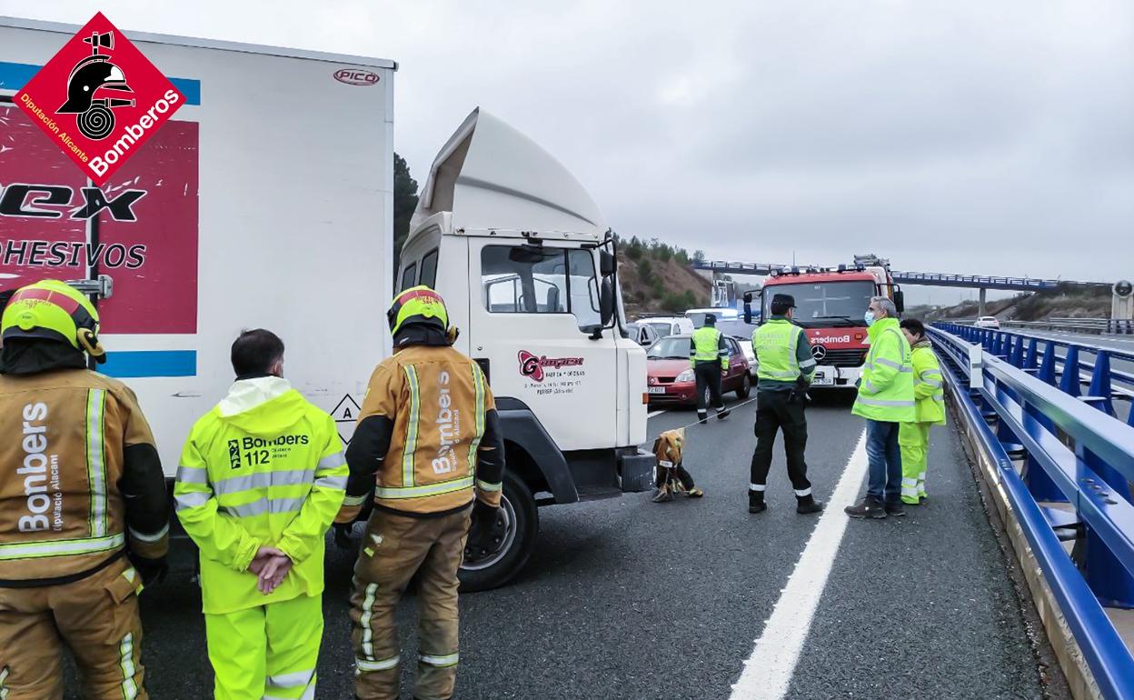 El atasco se ha prolongado durante más de una hora. 