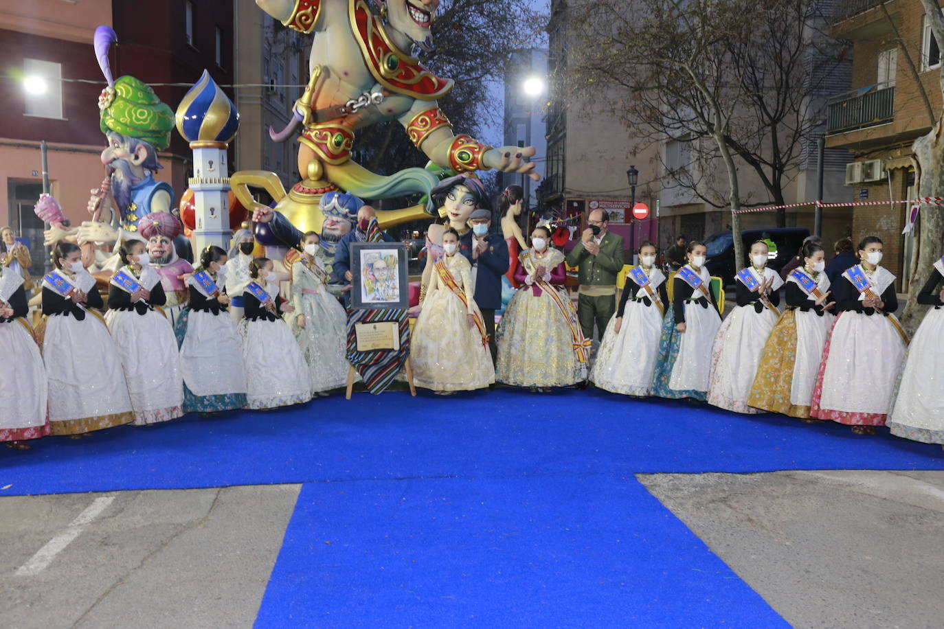 Fotos: Fiesta sorpresa de Barón de Patraix a Luis Herrero