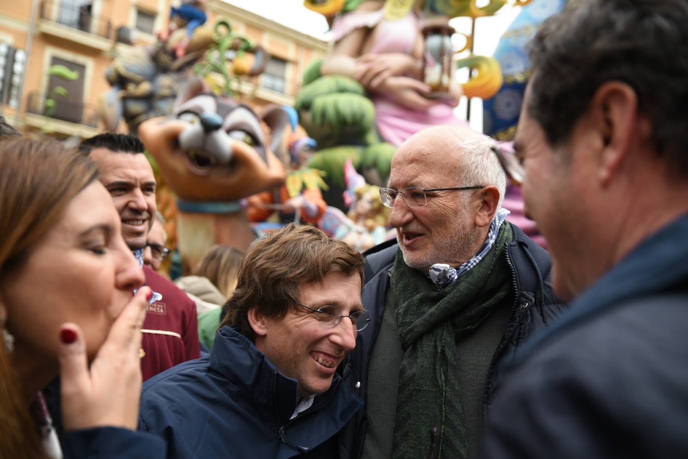 Fotos: Fallas 18 de marzo de 2022: Convento Jerusalén reúne a políticos y caras conocidas