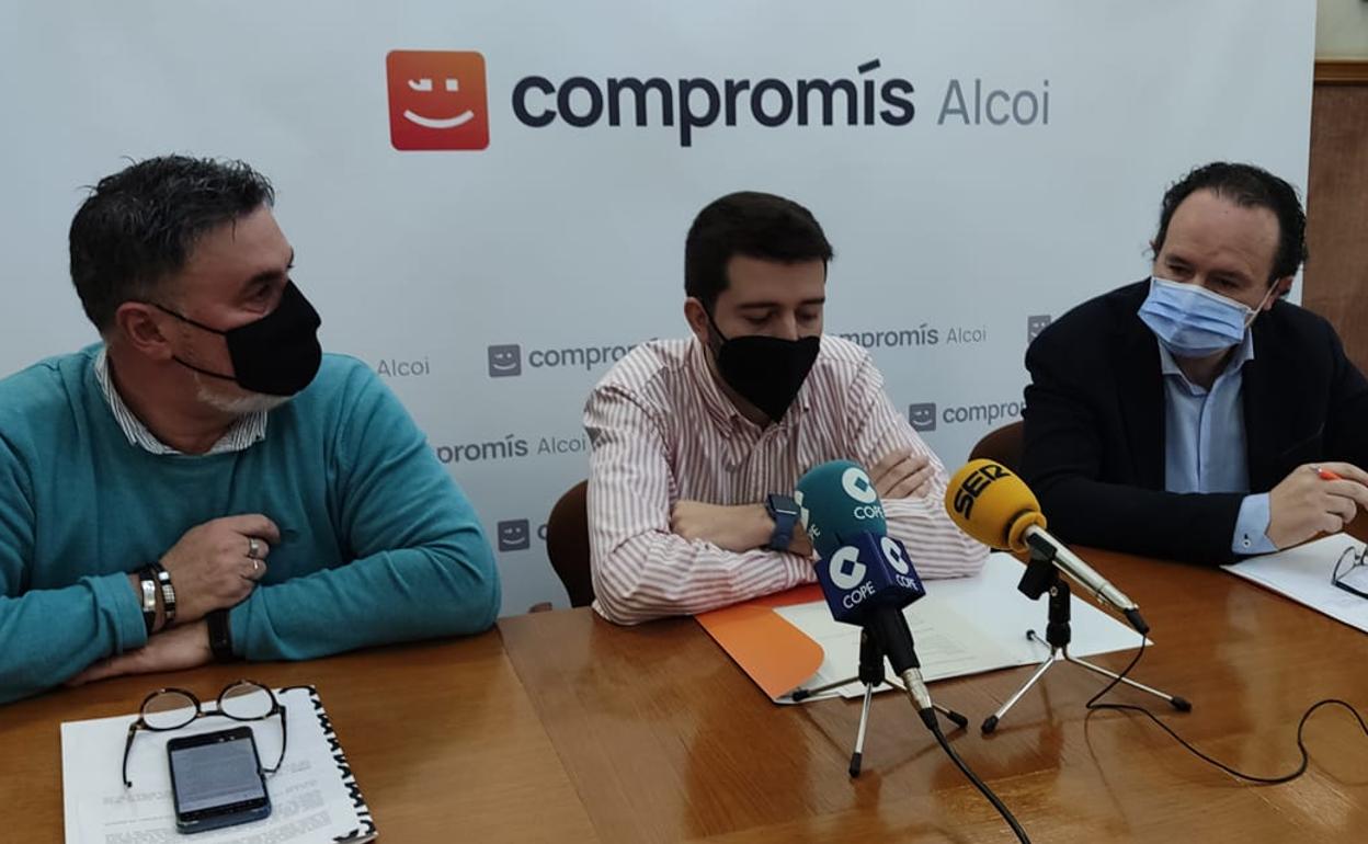 Los líderes de la formación en Muro, Cocentaina y Alcoi (de izquierda a derecha). 