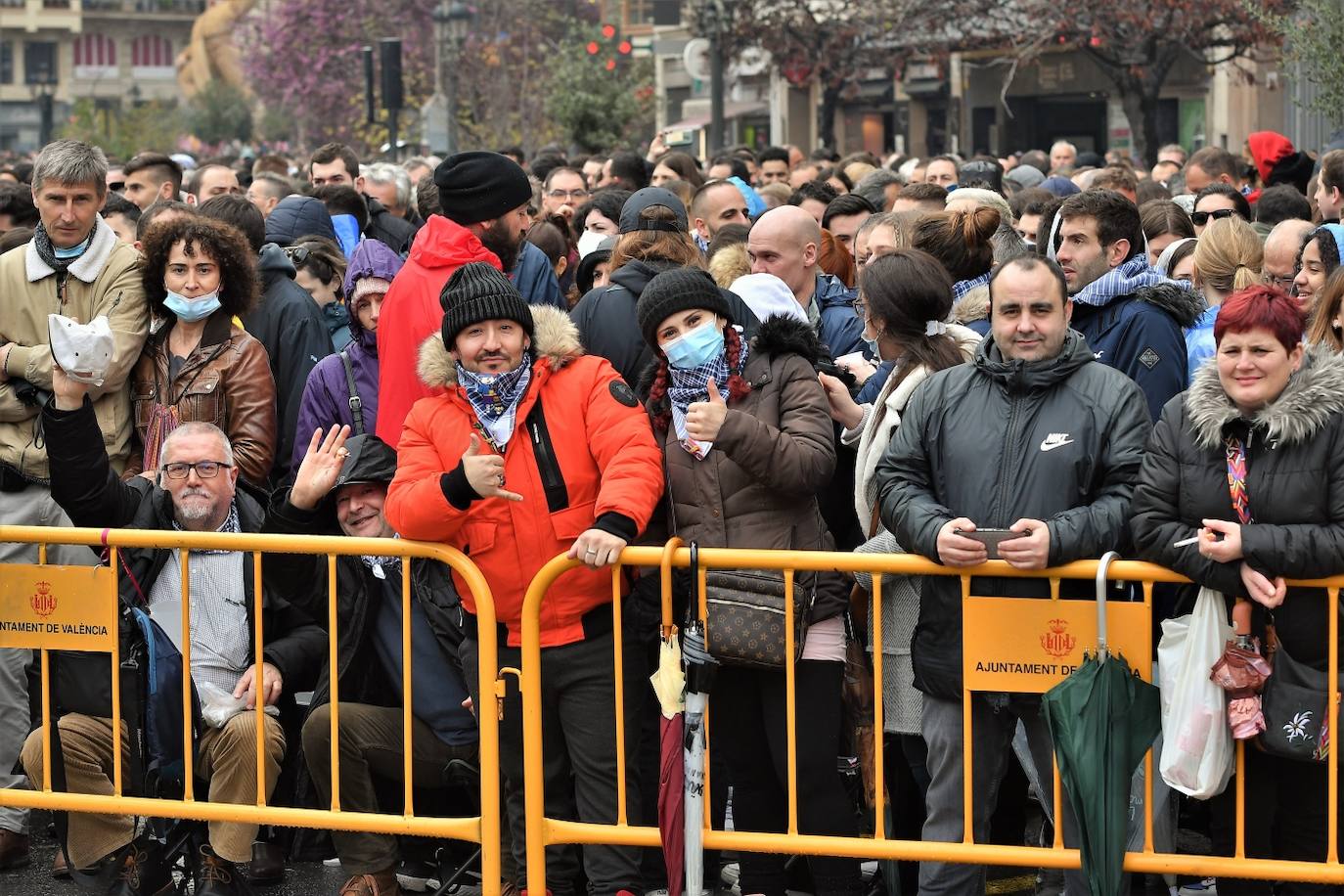 Fotos: Búscate en la mascletà de este sábado 19 de marzo