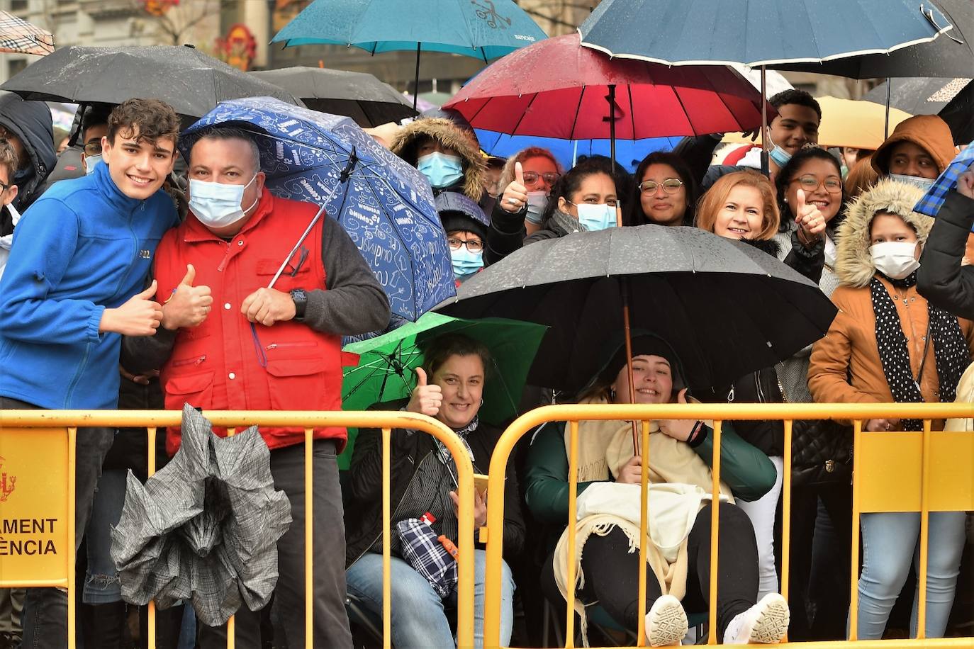 Fotos: Búscate en la mascletà de este sábado 19 de marzo