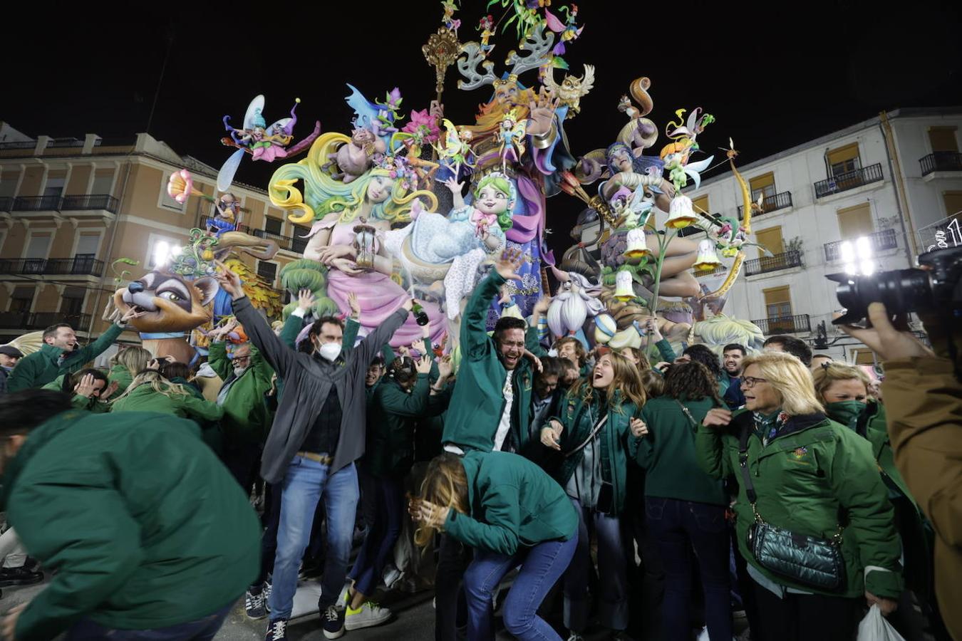 La falla Convento Jerusalén se alzó con el primer premio de Especial