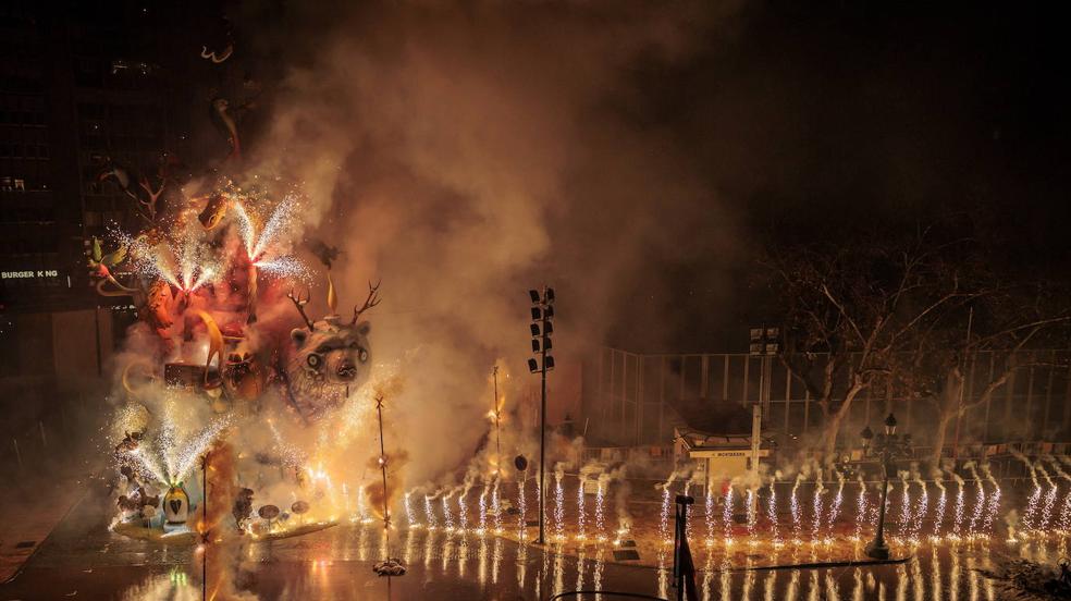 Las mejores imágenes que dejan las Fallas del regreso