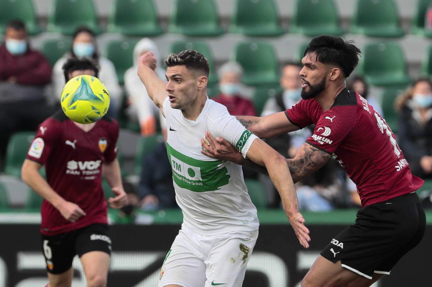 Fotos: Las mejores imágenes del Elche CF-Valencia CF