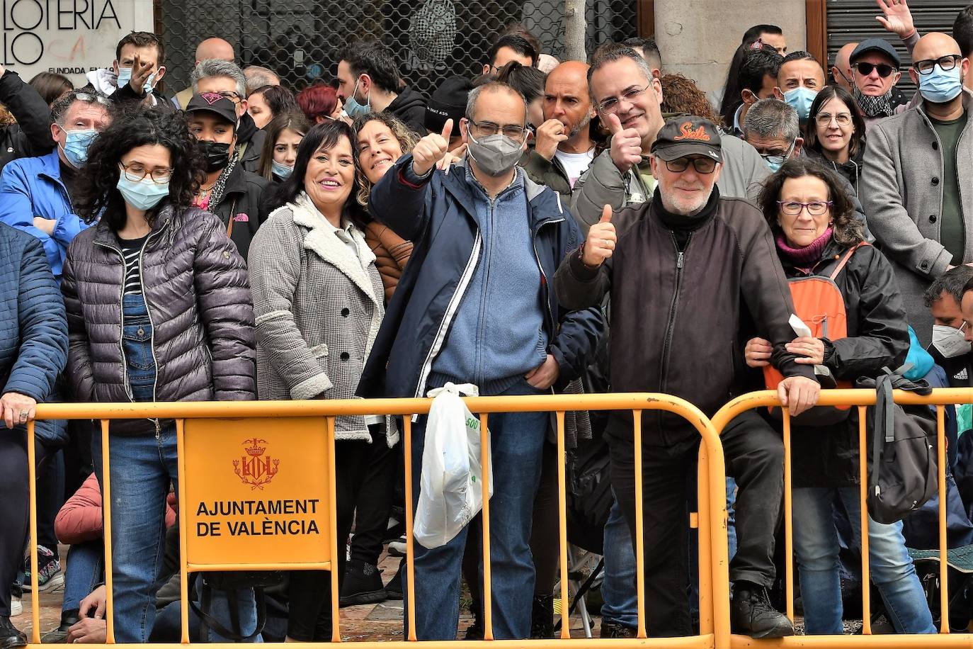 Fotos: Búscate en la mascletà del 20 de marzo en Valencia