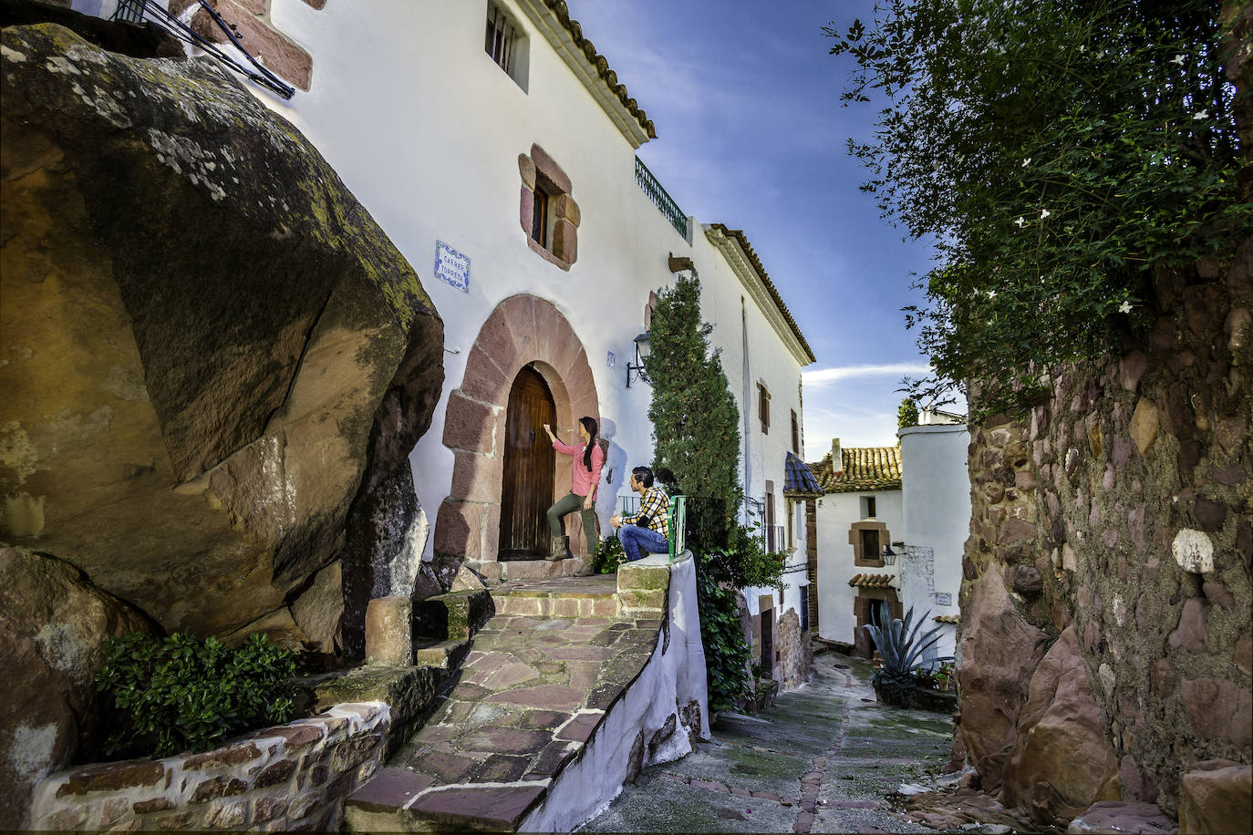 Imagen secundaria 1 - Qué hacer este fin de semana en Valencia | Villafamés: uno de los pueblos más bonitos de España, donde la historia cobra vida