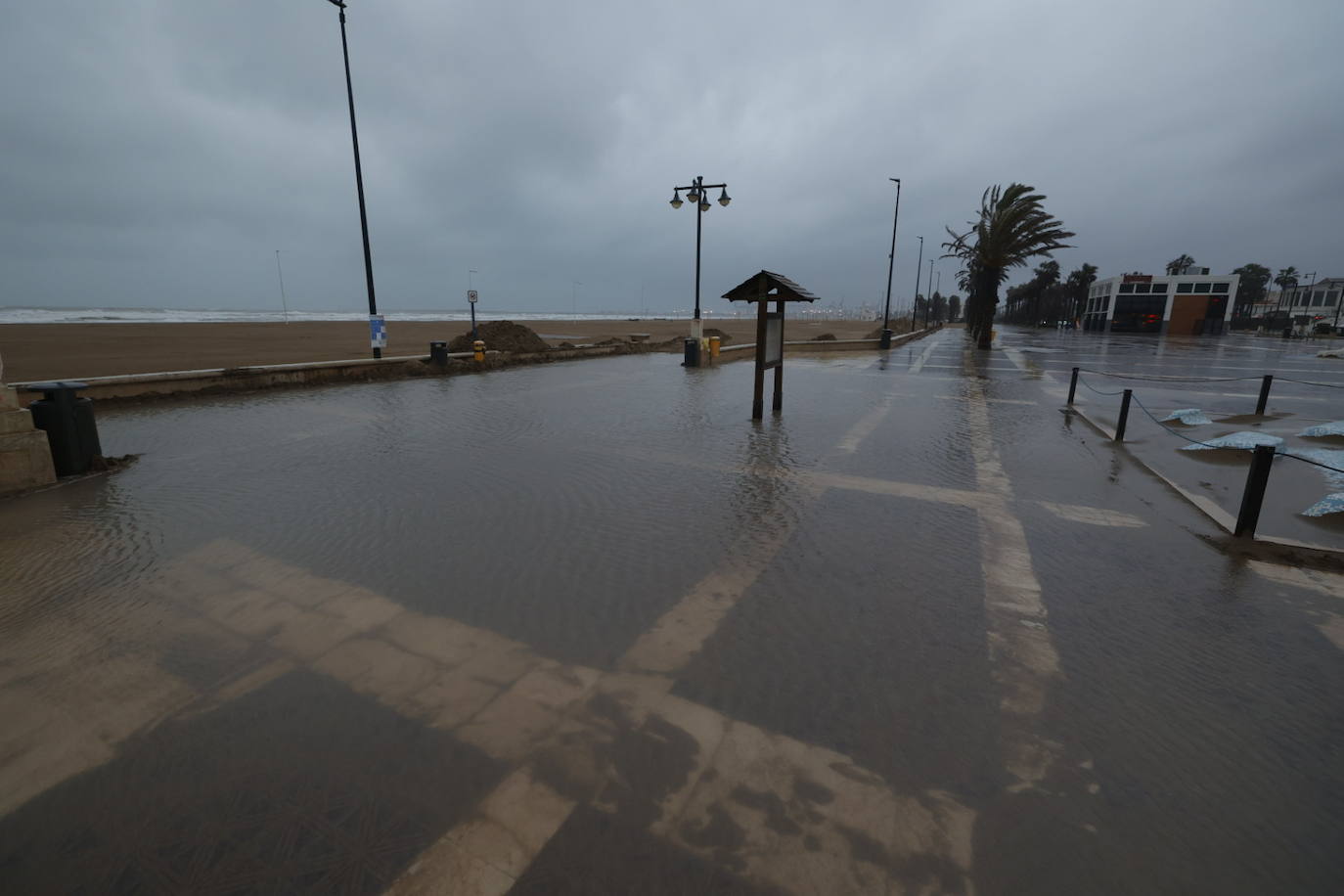 Playa de la Malvarrosa.