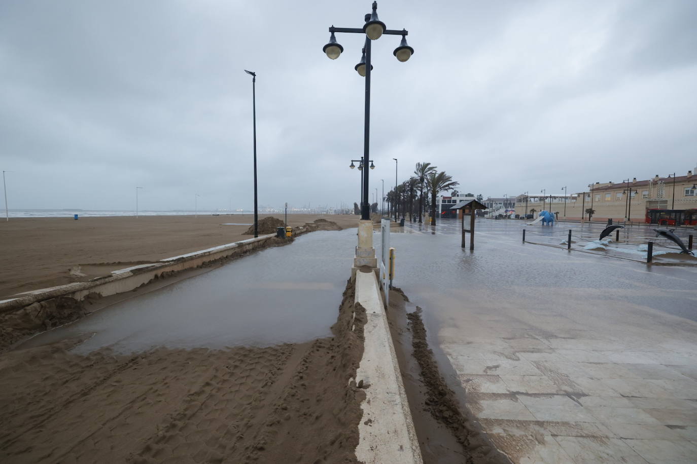 Playa de la Malvarrosa.