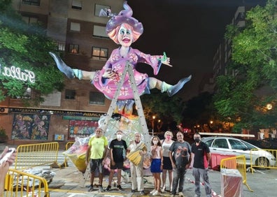 Imagen secundaria 1 - Fallas 2023 | Artistas que se plantan y no seguirán tras las Fallas