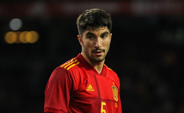 Carlos Soler.