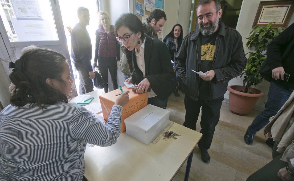 Consulta organizada en 2017 en un colegio valenciano. 